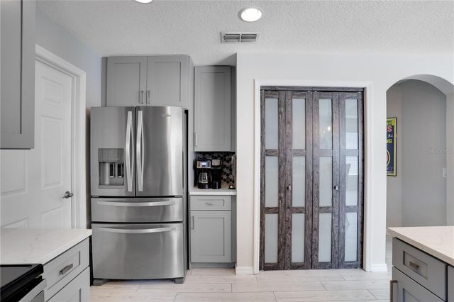 5910 OAK MILL TERRACE, Palmetto, FL 34221