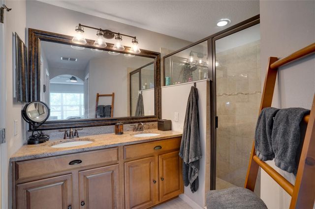 5910 OAK MILL TERRACE, Palmetto, FL 34221