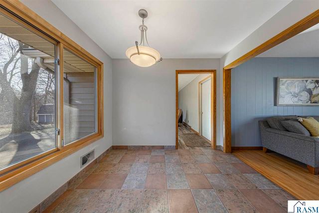 2028 Roe Crest Drive, North Mankato, MN 56003