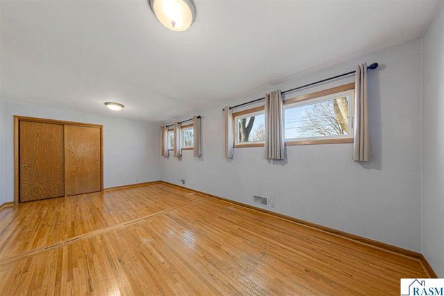 2028 Roe Crest Drive, North Mankato, MN 56003