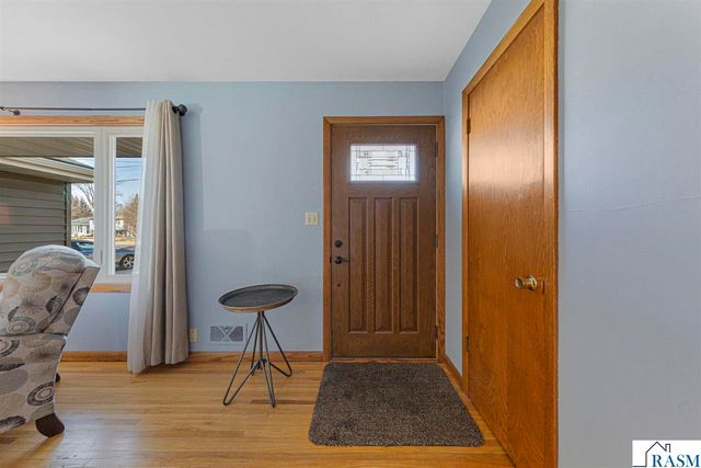 2028 Roe Crest Drive, North Mankato, MN 56003