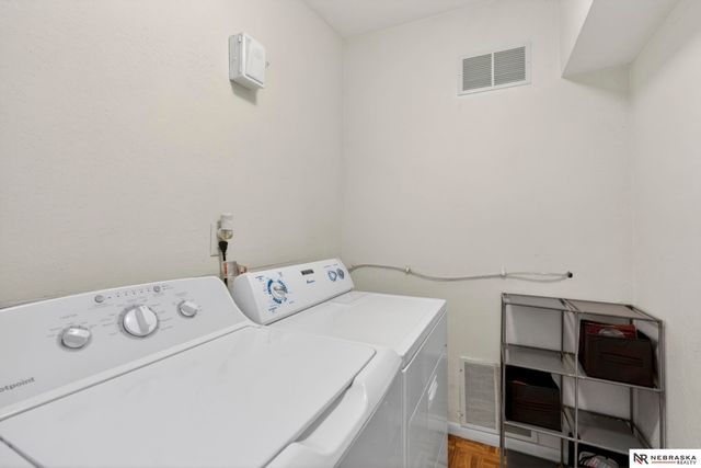 1014 W 31 Avenue, Bellevue, NE 68005