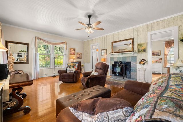 3217 Pleasant Valley Rd, Placerville, CA 95667