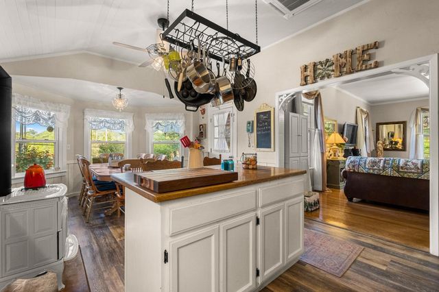 3217 Pleasant Valley Rd, Placerville, CA 95667