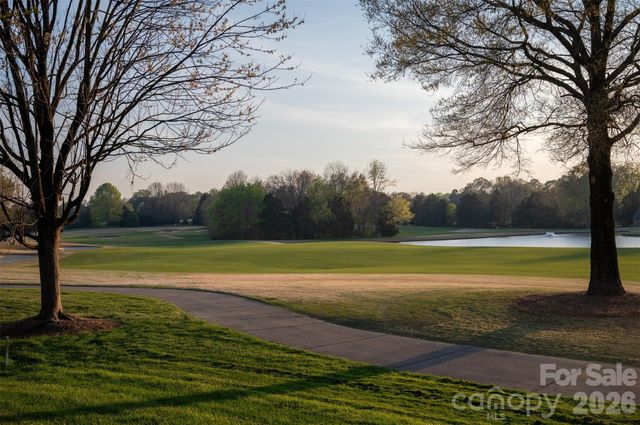 306 Royal Crescent Lane, Waxhaw, NC 28173