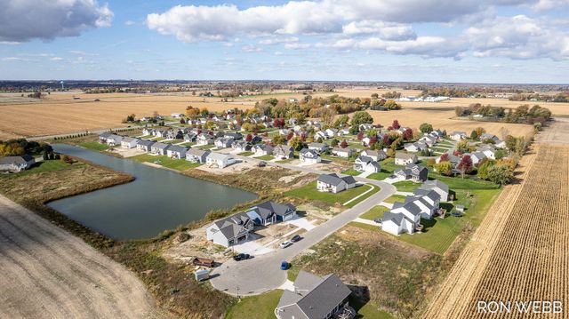 9572 Fields Drive 38, Zeeland, MI 49464