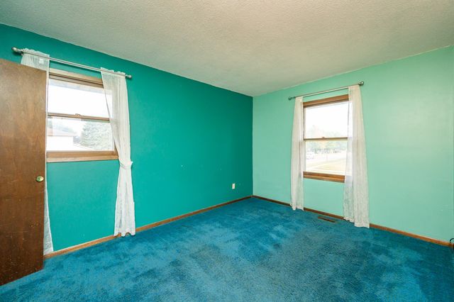 1000 Gordon Avenue, Norwalk, IA 50211