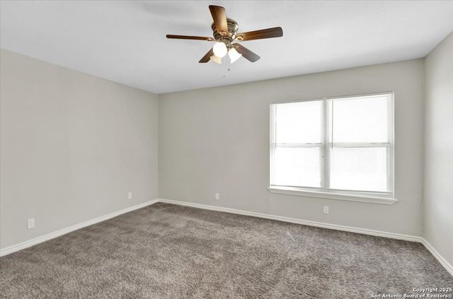 450 Millwood Ln, San Antonio, TX 78216