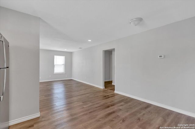 450 Millwood Ln, San Antonio, TX 78216