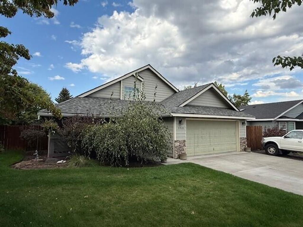 3310 NE Mendenhall Drive, Bend, OR 97701
