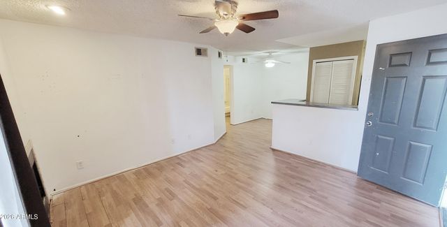 533 W GUADALUPE Road 1132, Mesa, AZ 85210