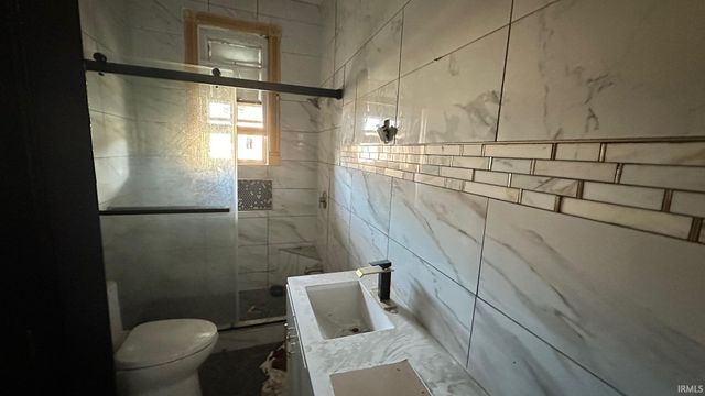 201 N 2Nd Street, Elkhart, IN 46516