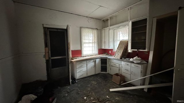 201 N 2Nd Street, Elkhart, IN 46516