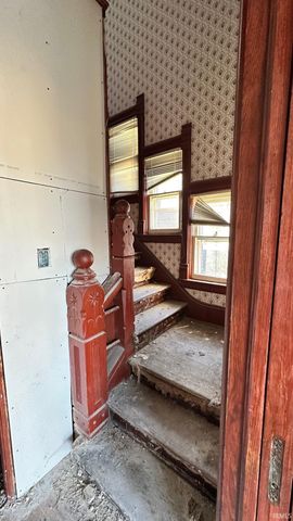 201 N 2Nd Street, Elkhart, IN 46516