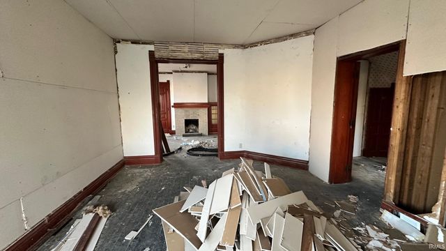 201 N 2Nd Street, Elkhart, IN 46516