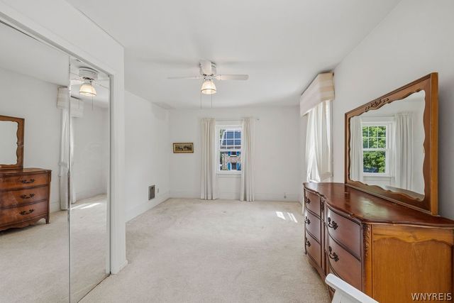 825 James Avenue, Niagara Falls, NY 14305