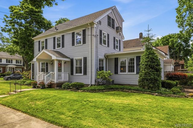 825 James Avenue, Niagara Falls, NY 14305