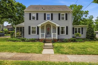 825 James Avenue, Niagara Falls, NY 14305