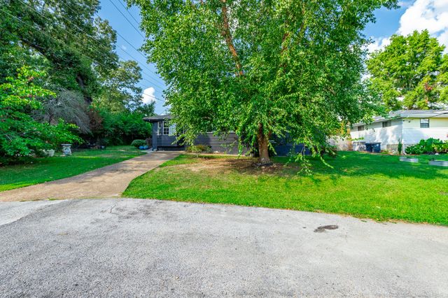 4001 Sherlin Drive, Chattanooga, TN 37412