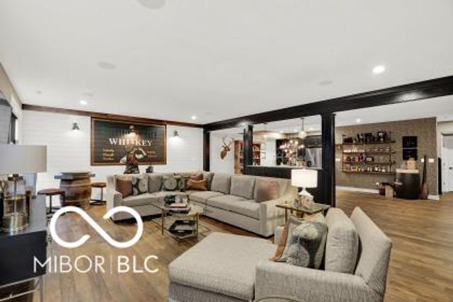 8145 Hanley Lane, Zionsville, IN 46077