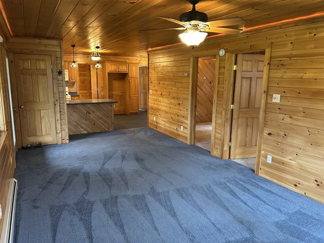 21 Boat Landing Road, Orford, NH 03777