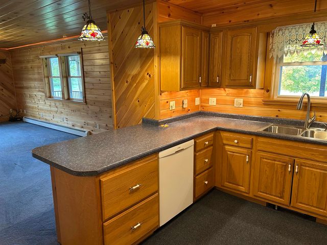 21 Boat Landing Road, Orford, NH 03777