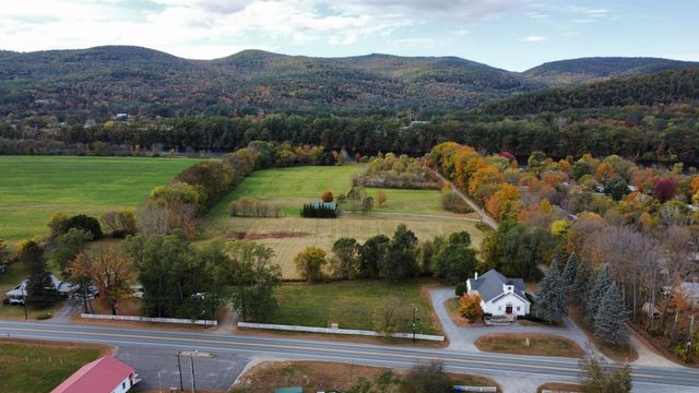 21 Boat Landing Road, Orford, NH 03777