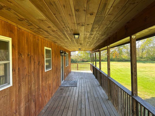 21 Boat Landing Road, Orford, NH 03777