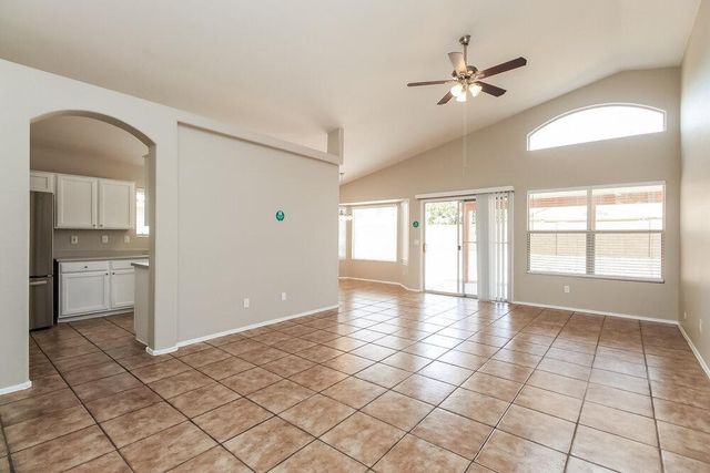 1702 W Jupiter Way, Chandler, AZ 85224