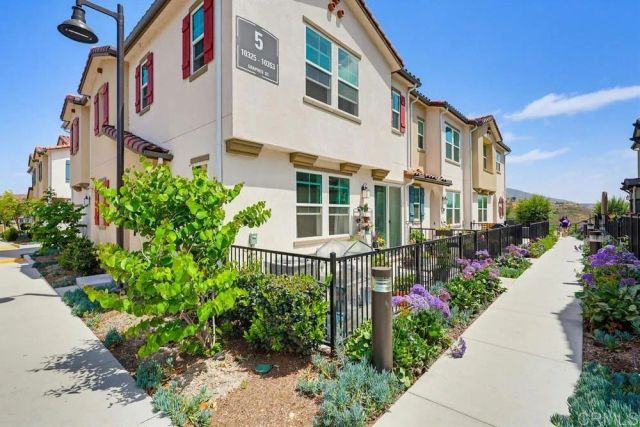 10325 Graphite Street, Spring Valley, CA 91977