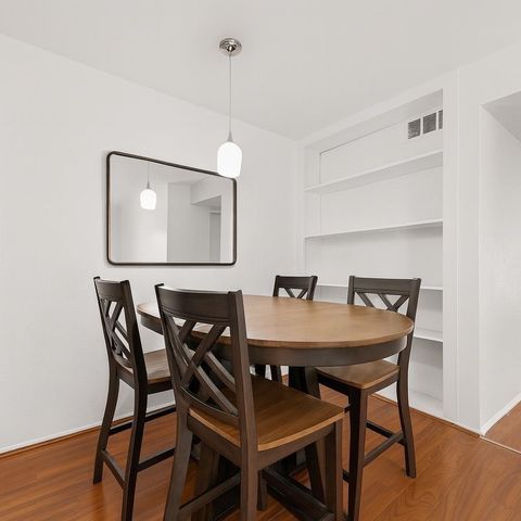 6001 Reims Road 908, Houston, TX 77036