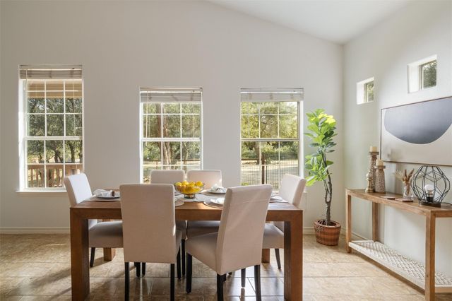 1816 Spring Valley DR, Dripping Springs, TX 78620