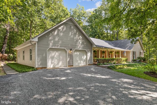 4179 LINDSAY CT, Jeffersonton, VA 22724