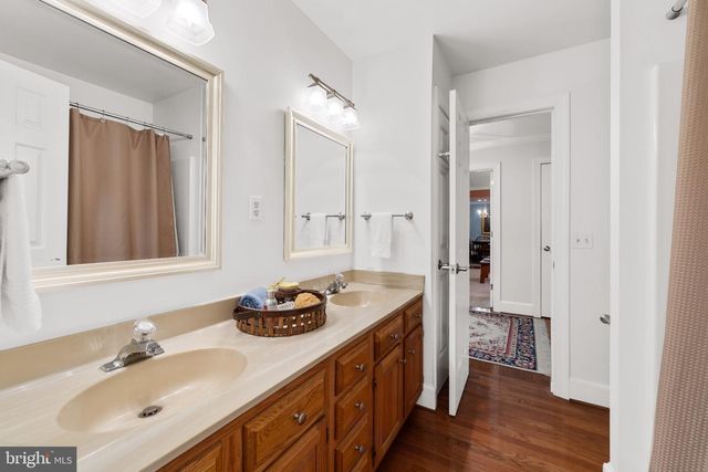 4179 LINDSAY CT, Jeffersonton, VA 22724