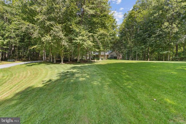 4179 LINDSAY CT, Jeffersonton, VA 22724