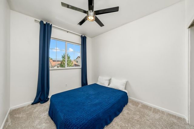 2204 Misty Hollow Dr, Rocklin, CA 95765