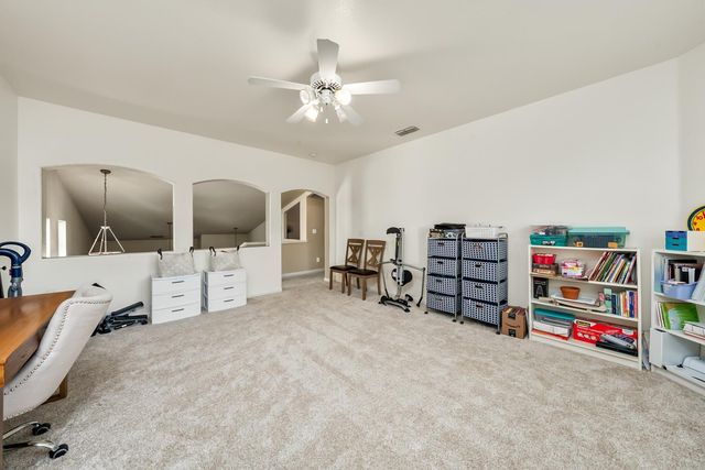 2204 Misty Hollow Dr, Rocklin, CA 95765
