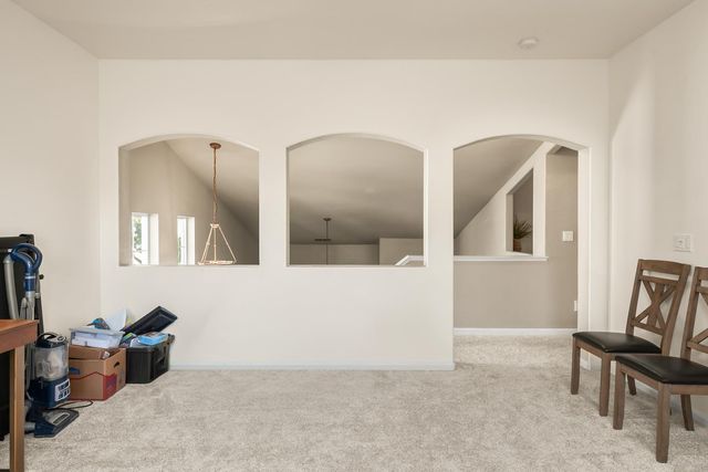 2204 Misty Hollow Dr, Rocklin, CA 95765