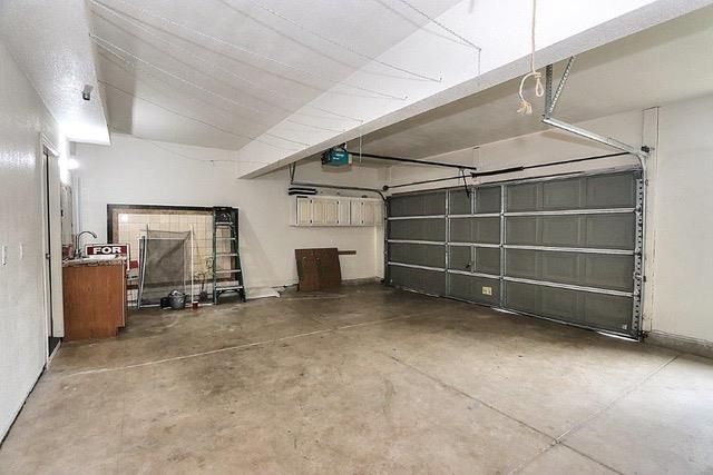 2204 Misty Hollow Dr, Rocklin, CA 95765