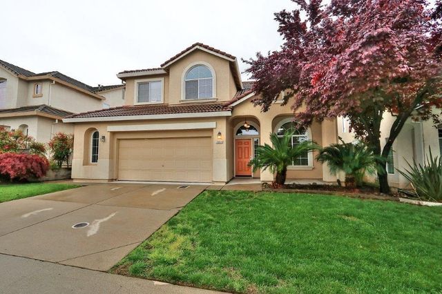 2204 Misty Hollow Dr, Rocklin, CA 95765