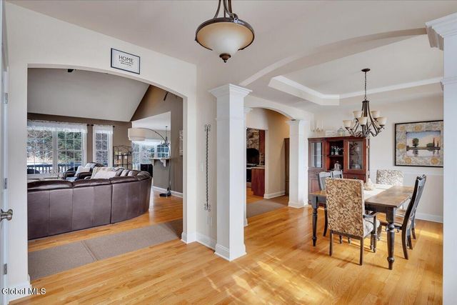 21 Estate Drive, Schodack, NY 12033