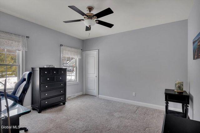 21 Estate Drive, Schodack, NY 12033