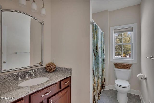 21 Estate Drive, Schodack, NY 12033