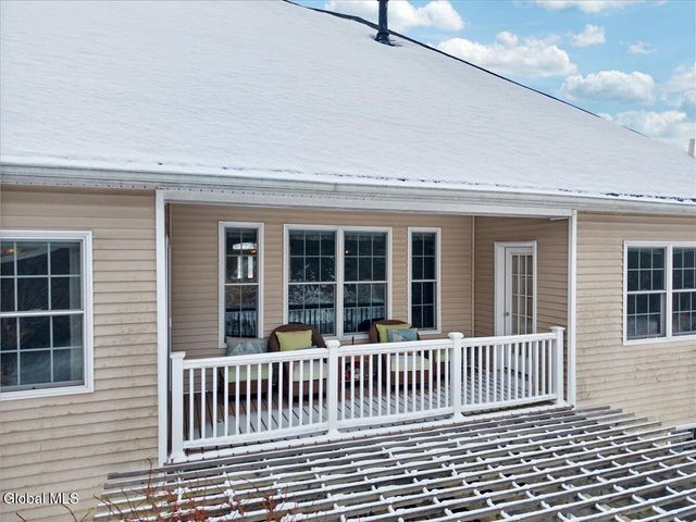 21 Estate Drive, Schodack, NY 12033