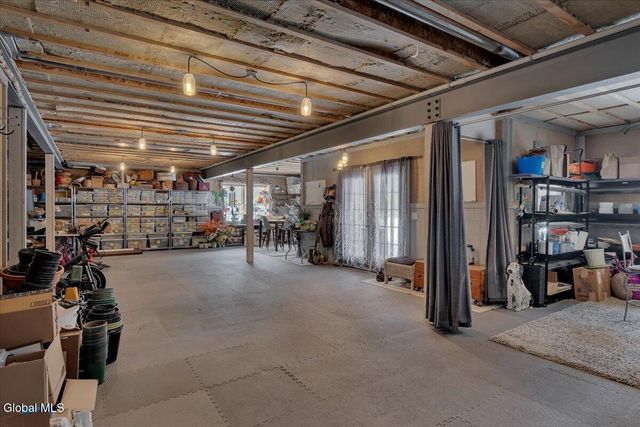 21 Estate Drive, Schodack, NY 12033