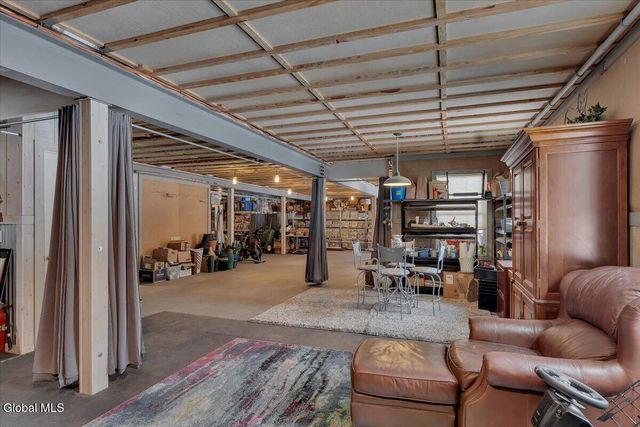 21 Estate Drive, Schodack, NY 12033