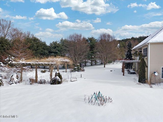 21 Estate Drive, Schodack, NY 12033