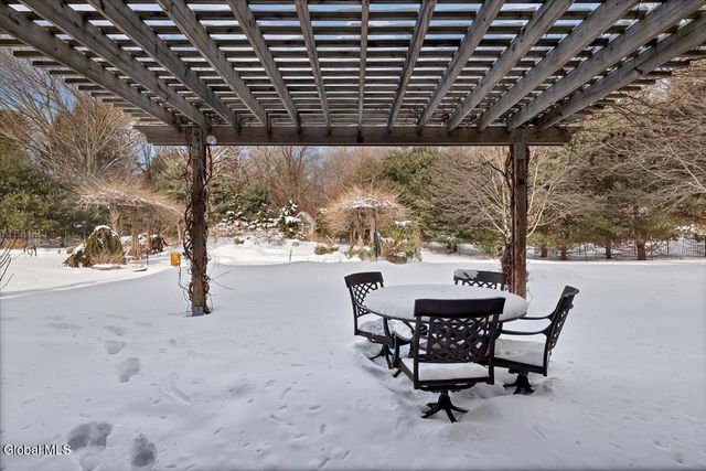 21 Estate Drive, Schodack, NY 12033