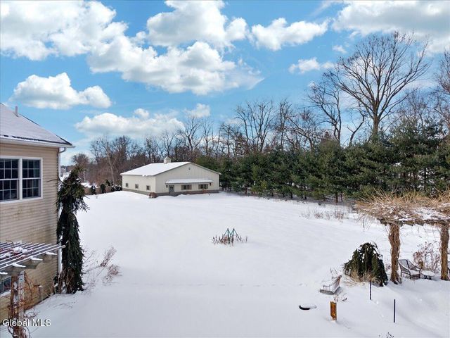 21 Estate Drive, Schodack, NY 12033