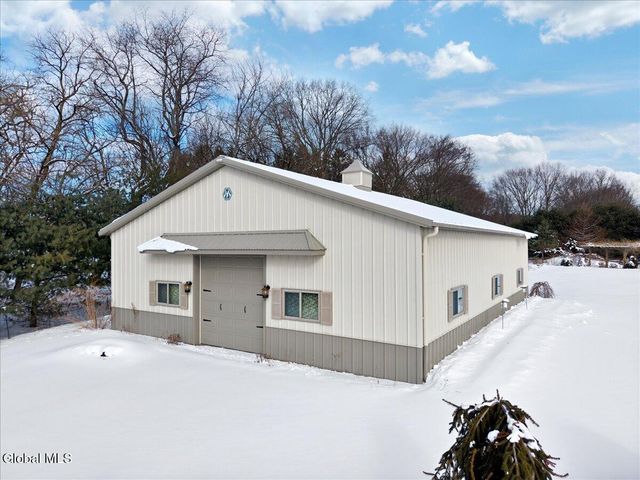 21 Estate Drive, Schodack, NY 12033